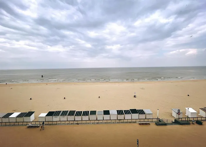 Cozy One-bedroom With Sea View And Pool T50 Apartamento Ostend