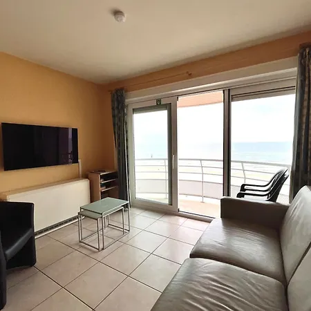 Daire Cozy One-bedroom With Sea View And Pool T50 Oostende