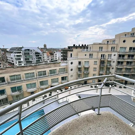 Cozy One-bedroom With Sea View And Pool T50 Daire